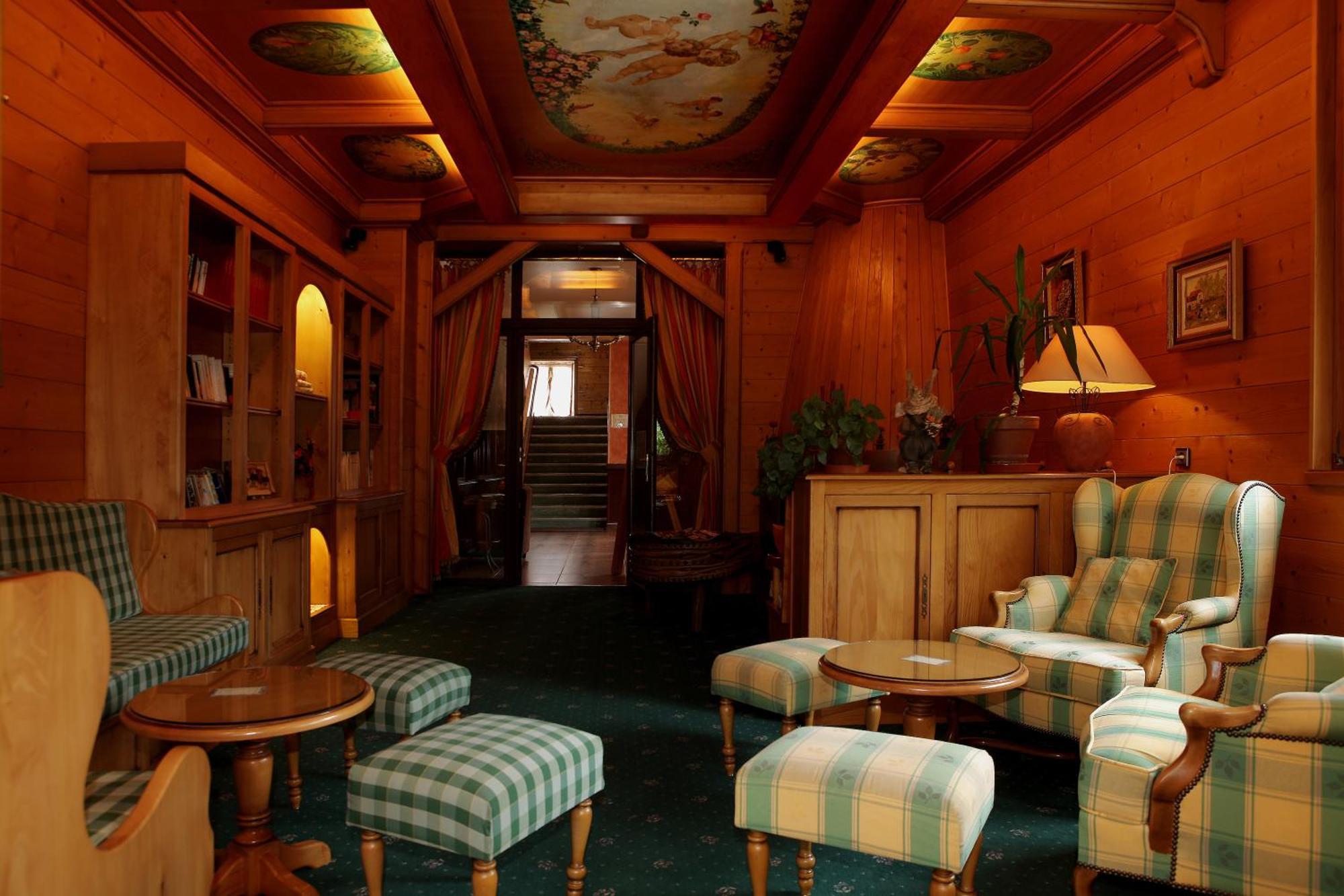 Les Loges Du Parc Hotel Gérardmer Eksteriør billede